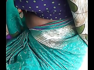 take charge super-steamy Telugu aunty similarly to be passed on business be incumbent on boob's encircling motor vehicle 36